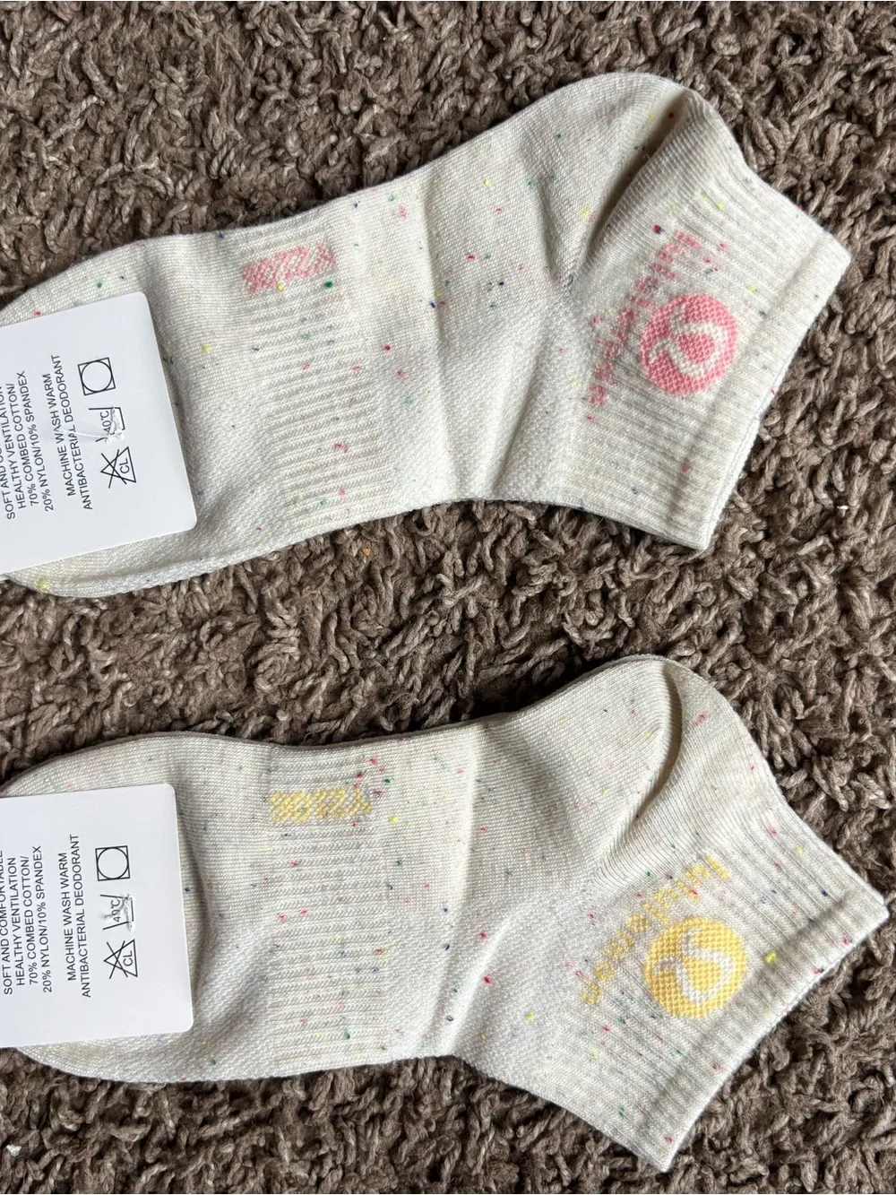 lululemon athletica Speckled Cream Ankle Socks with Pink & Yellow Logos 2 pack